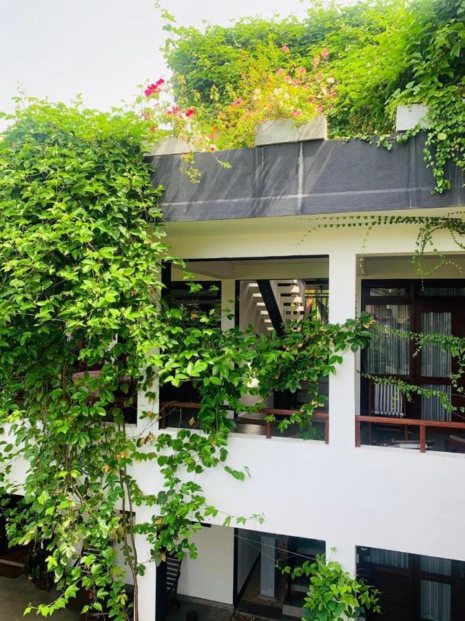 Villa A & A Hikkaduwa Exterior photo