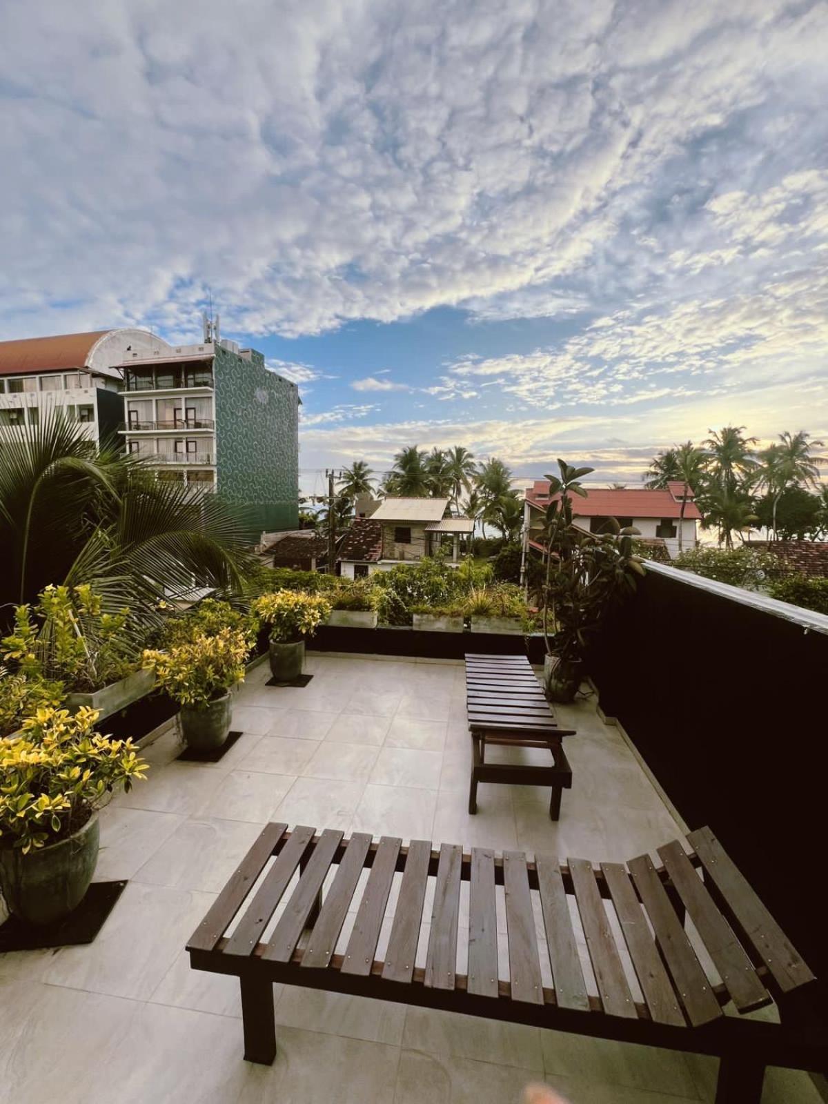 Villa A & A Hikkaduwa Exterior photo